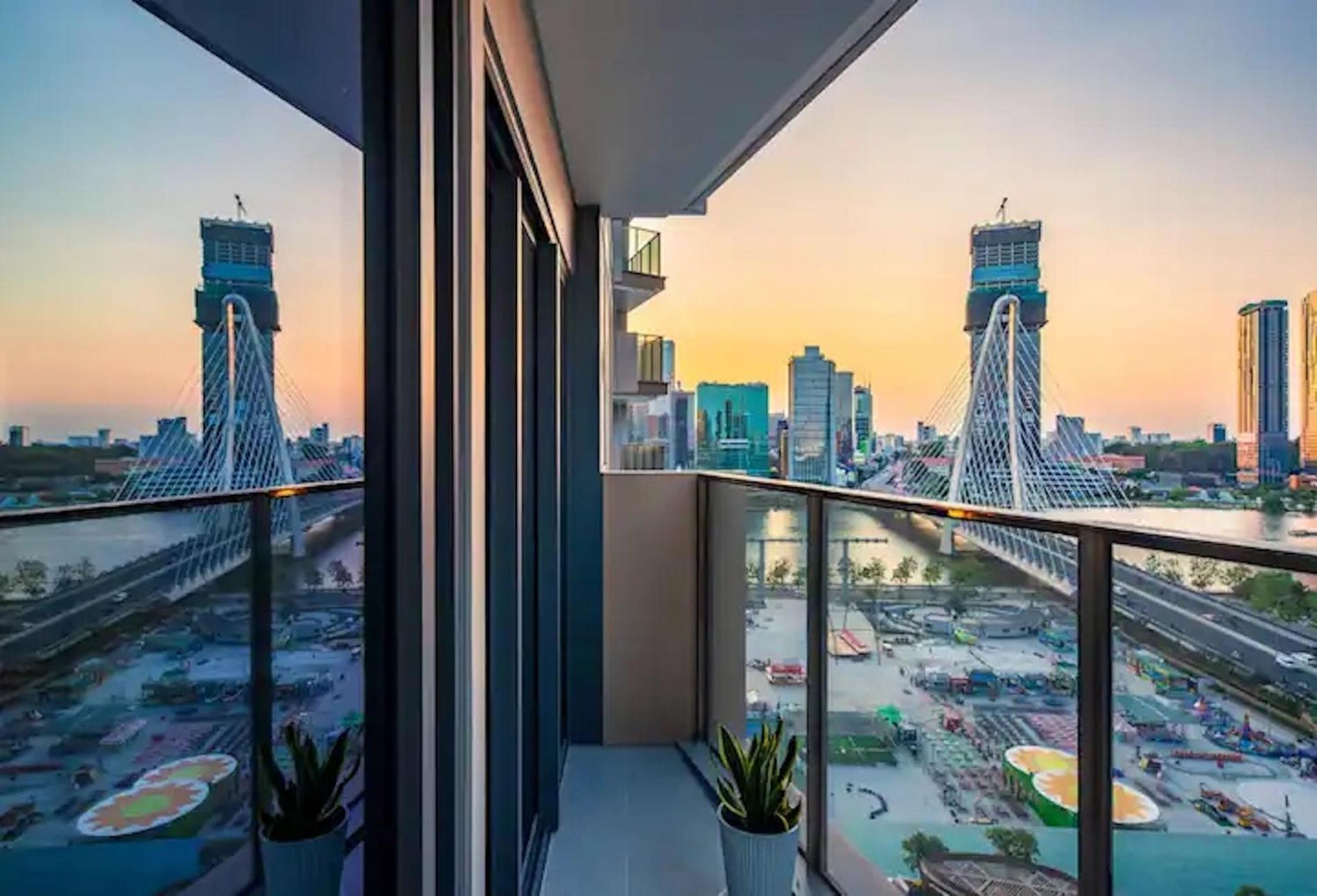 The Opera Apartment Cental Saigon Free Pool-Gym-Sauna Room- Golf Mini Ho Chi Minh-byen Eksteriør bilde