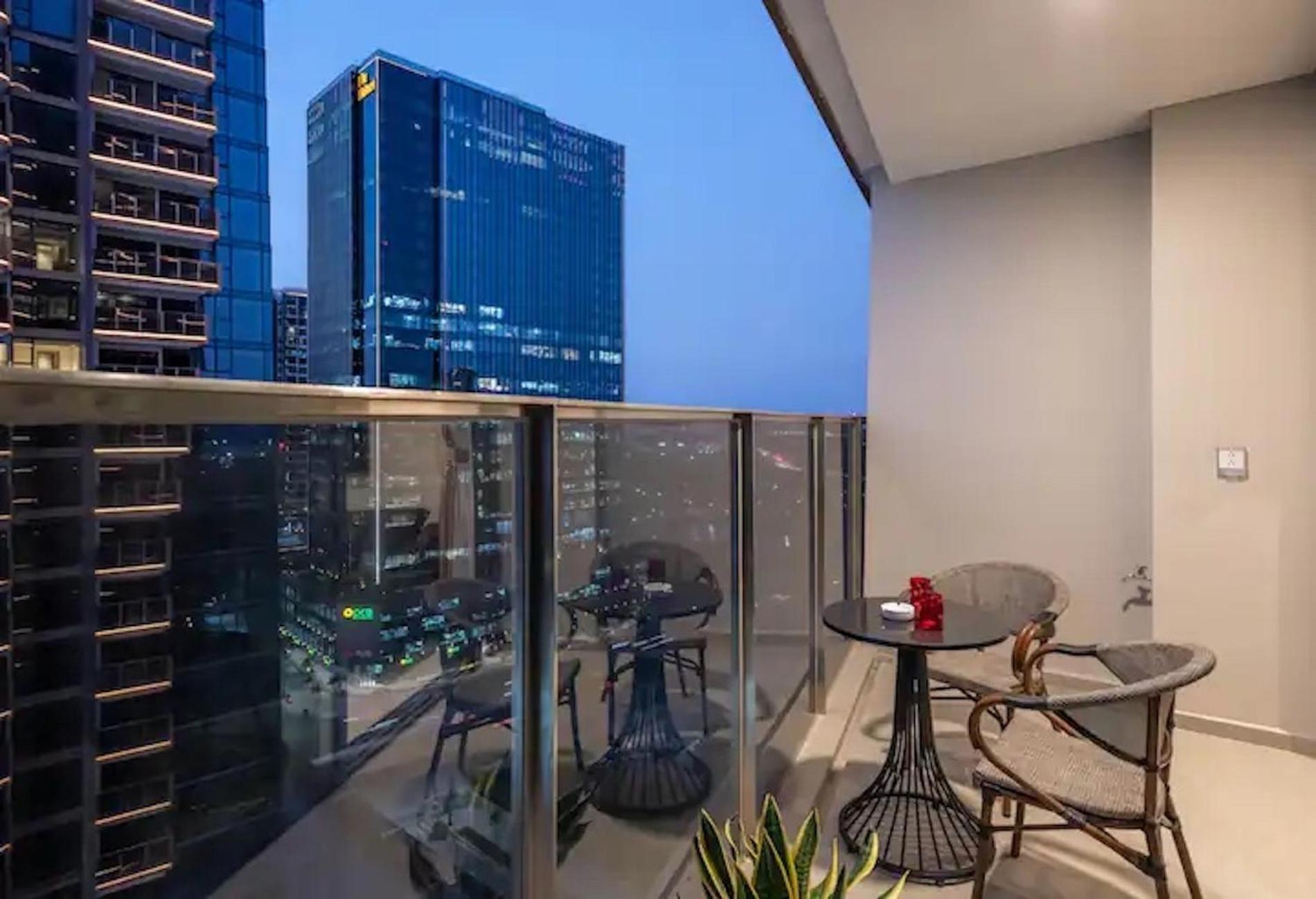 The Opera Apartment Cental Saigon Free Pool-Gym-Sauna Room- Golf Mini Ho Chi Minh-byen Eksteriør bilde