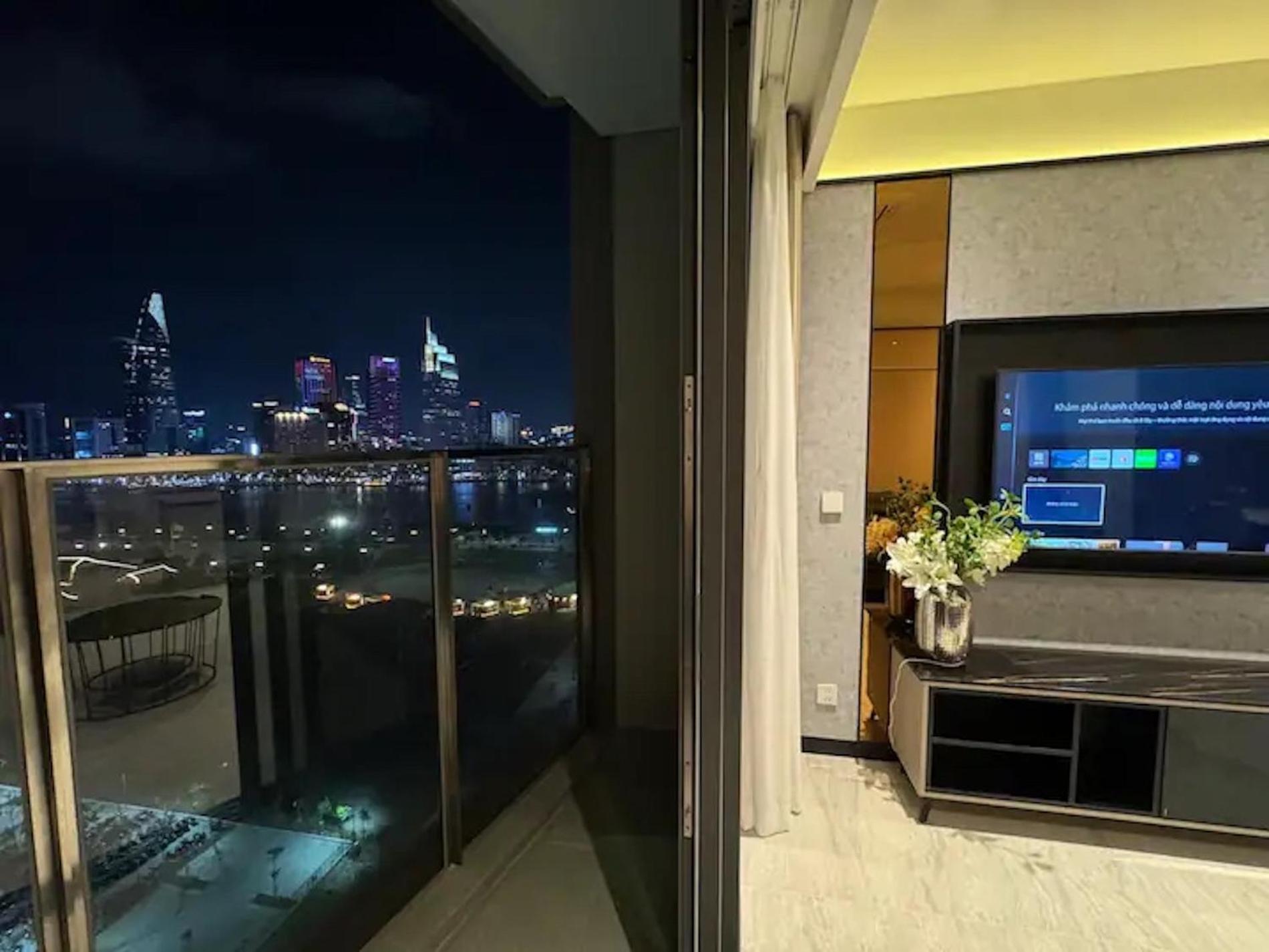 The Opera Apartment Cental Saigon Free Pool-Gym-Sauna Room- Golf Mini Ho Chi Minh-byen Eksteriør bilde